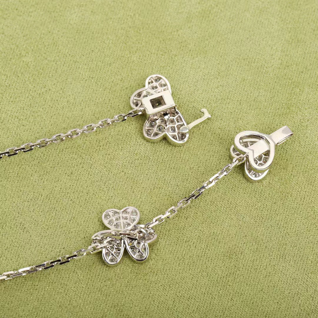 [Joyas Regalia] COLLAR FRIVOLE DE PLATA CON 9 FLORES