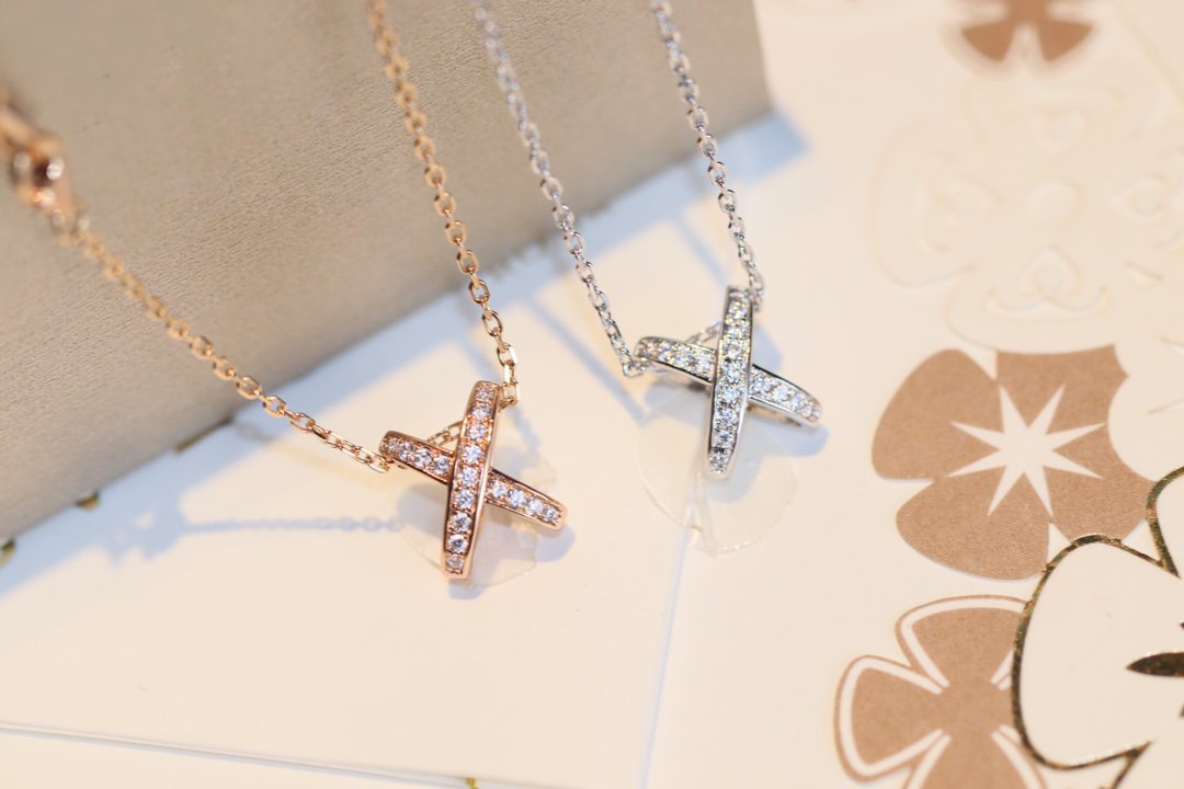 [Regalia jewelry]JEUX DE DIAMOND NECKLACE