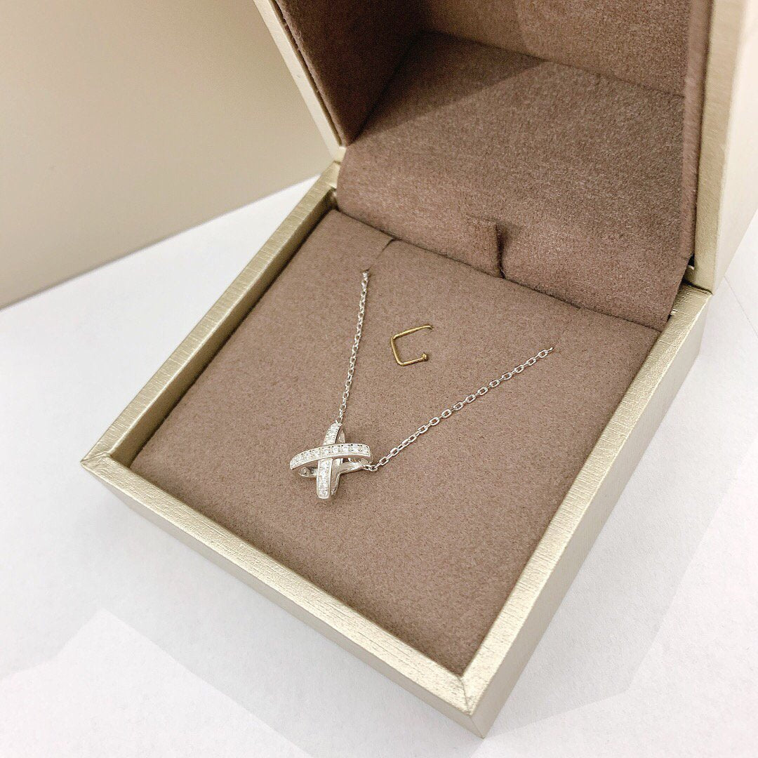[Regalia jewelry]JEUX DE DIAMOND NECKLACE