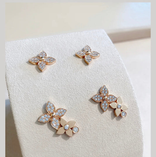 [Joyas Regalia] PENDIENTES DE BOTONERA STAR BLOSSOM DE ORO ROSA CON DIAMANTES