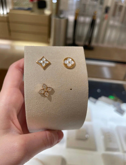 [Joyas Regalia] PENDIENTES DE BOTONERA STAR BLOSSOM DE ORO ROSA CON DIAMANTES