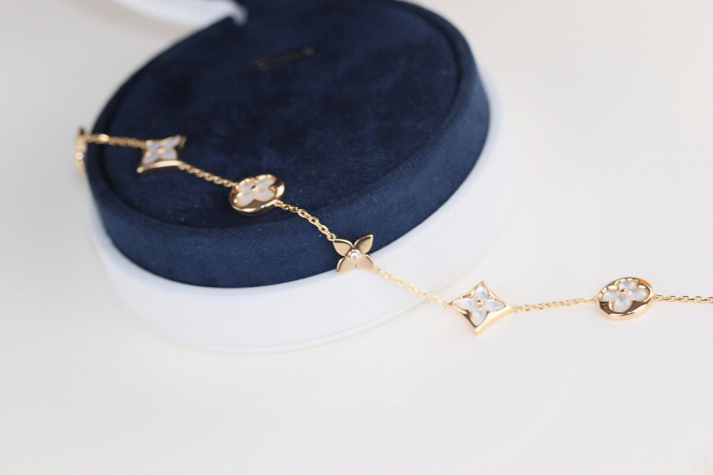 [Regalia jewelry]LEAF CLOVER BRACELET