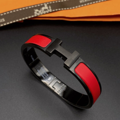 [Joyas Regalia] PULSERA CLIC HM SO NEGRA Y ROJA