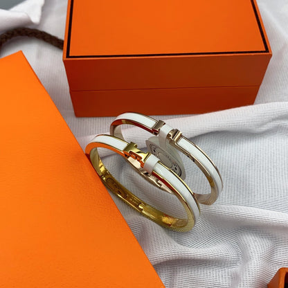 [Joyas Regalia] PULSERA CLÁSICA HM CLIC BLANCA DE 8 MM CON ESMALTE