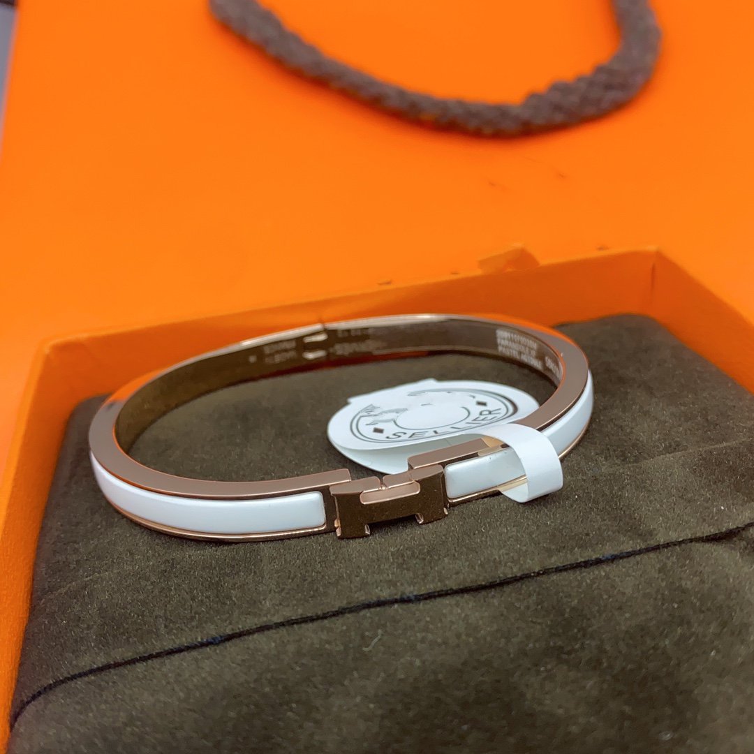 [Joyas Regalia] PULSERA CLÁSICA HM CLIC BLANCA DE 8 MM CON ESMALTE