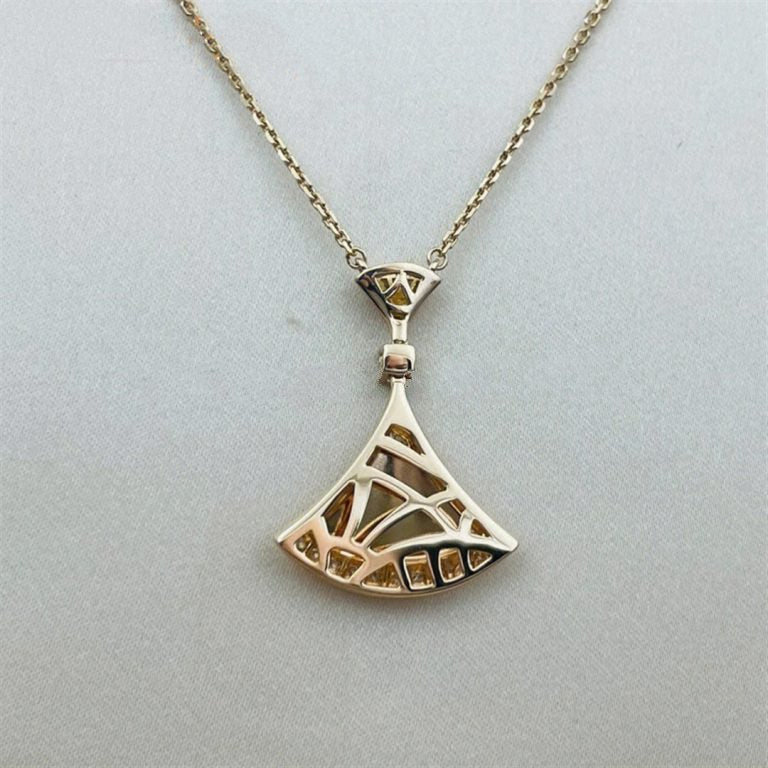 [Joyas Regalia] COLLAR DE ENSUEÑO ORO ROSA DIAMANTE