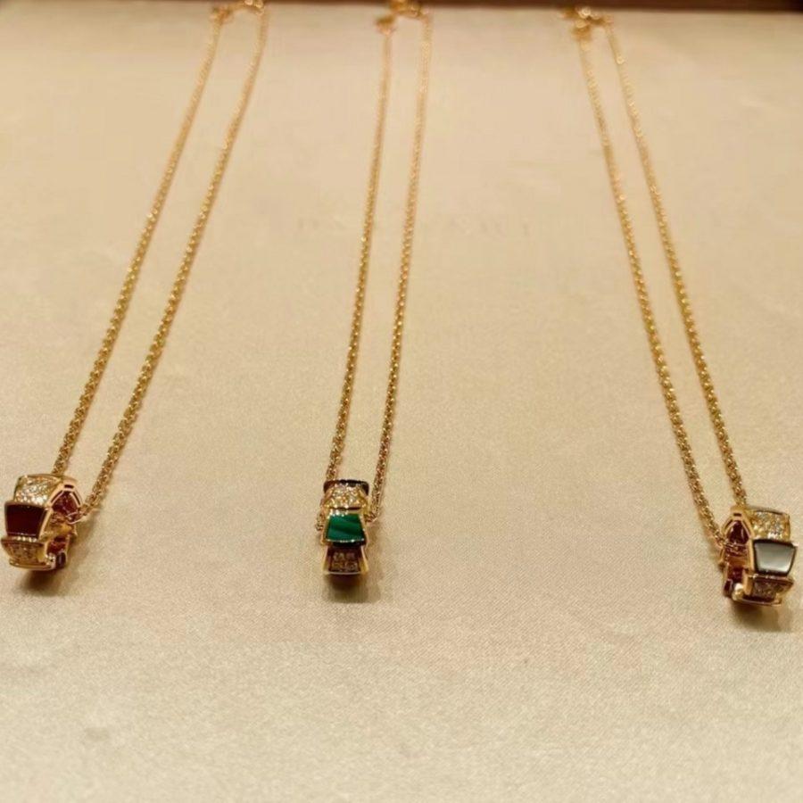 [Regalia jewelry]SERPENTI PEDANT DIAMOND NECKLACE