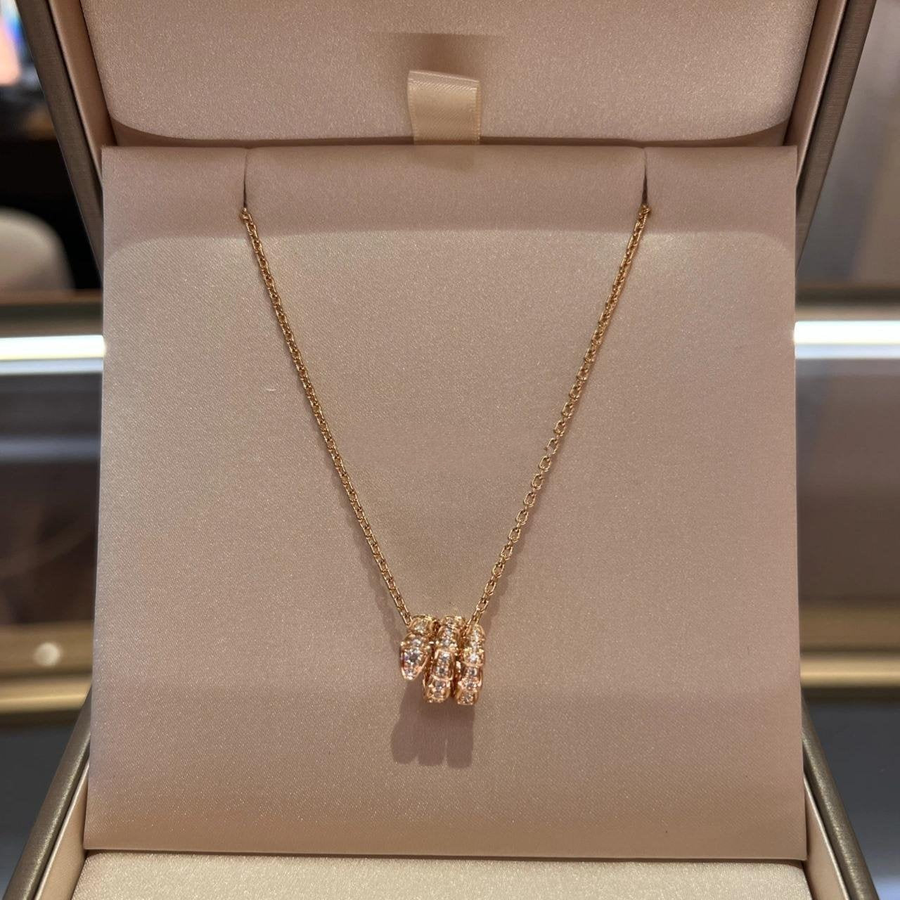 [Joyas Regalia]COLLAR SERPENTI DE ORO ROSA CON DOBLE ANILLO Y DIAMANTE