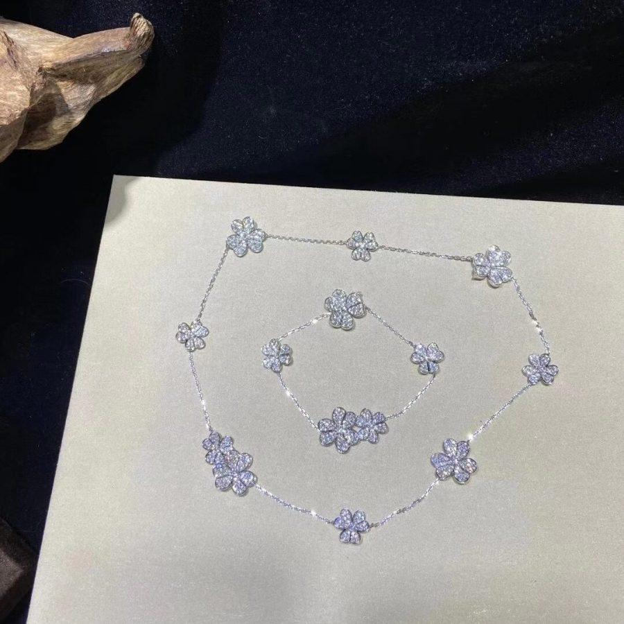 [Joyas Regalia]PULSERA FRIVOLE DE PLATA CON 5 FLORES