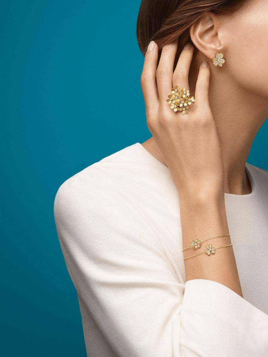 [Regalia jewelry]FRIVOLE GOLD FLOWER DIAMOND EARRINGS