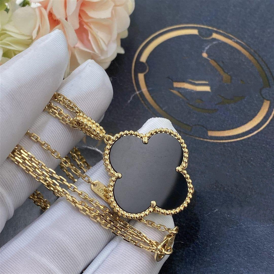 [Regalia jewelry]CLOVER 25MM GOLD ONYX BIG CLOVER NECKLACE