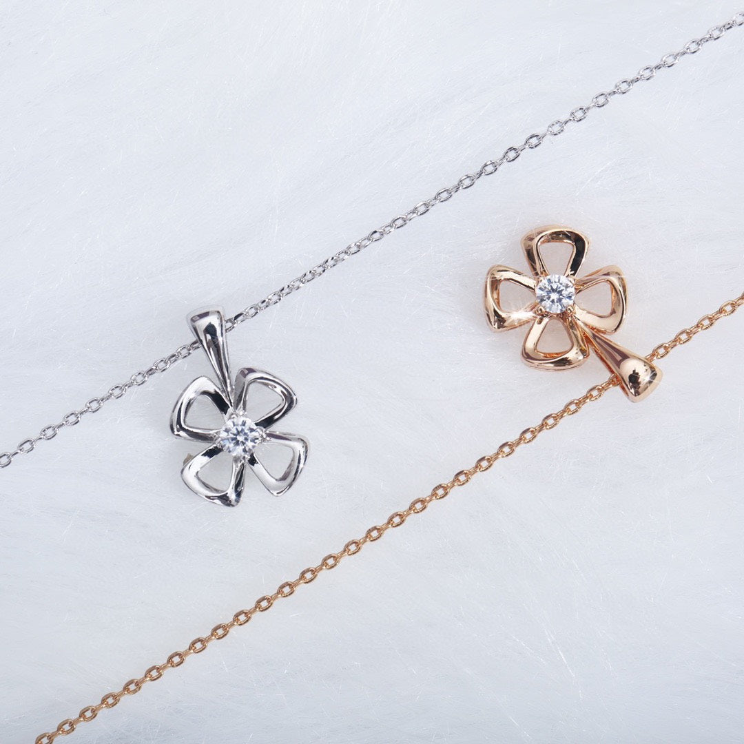 [Joyas Regalia] COLLAR FIOREVER CON CENTRO DE DIAMANTE